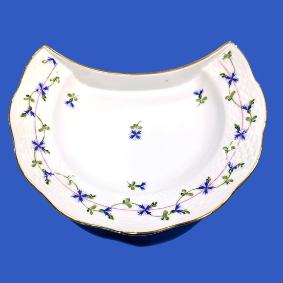HEREND PORCELAIN HANDPAINTED BLUE GARLAND CRESCENT PLATE 530 P.B.G. C98 HUNGARY